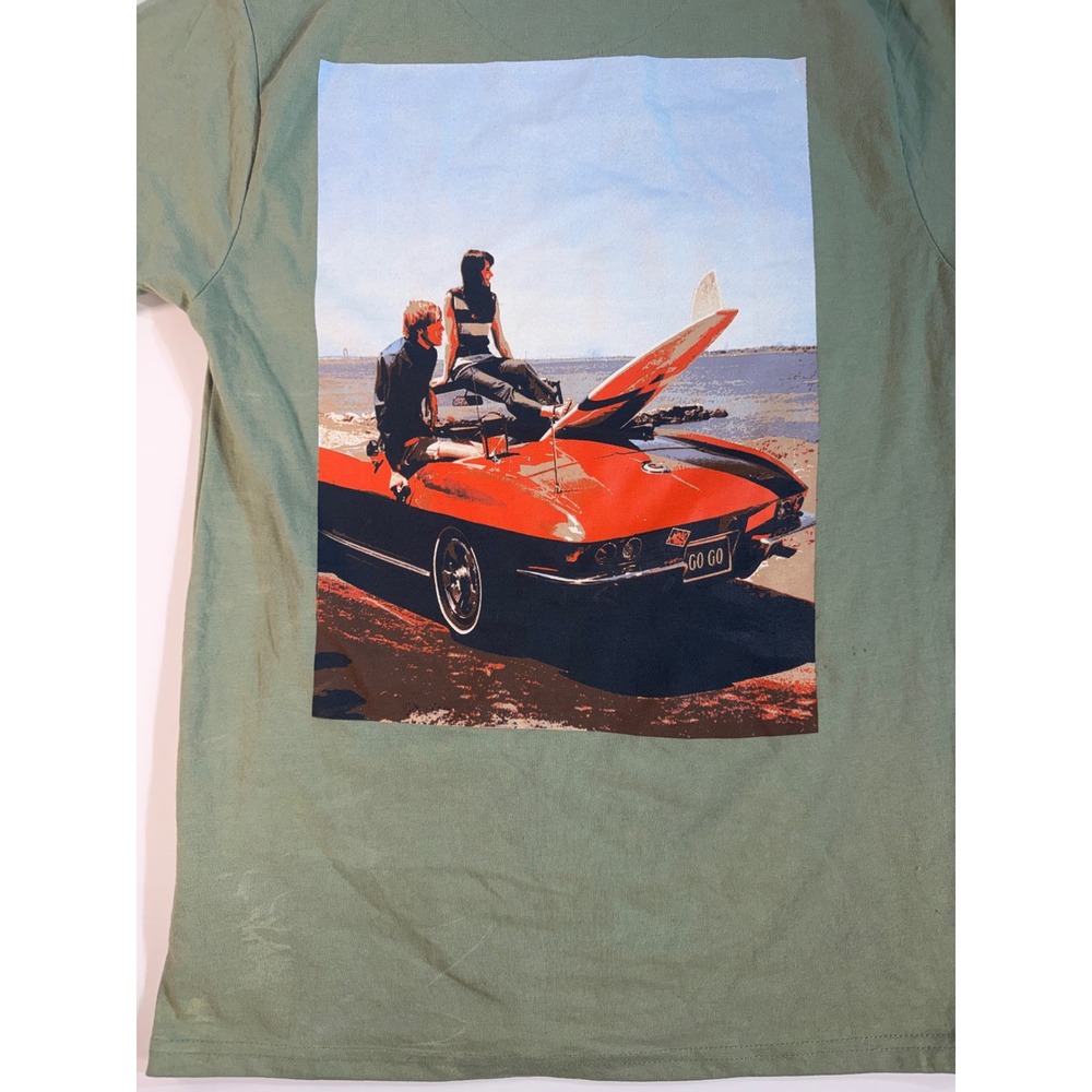 Chevrolet Corvette Sting Ray Graphic T-Shirt Sage Green Mens Medium Vintage Car